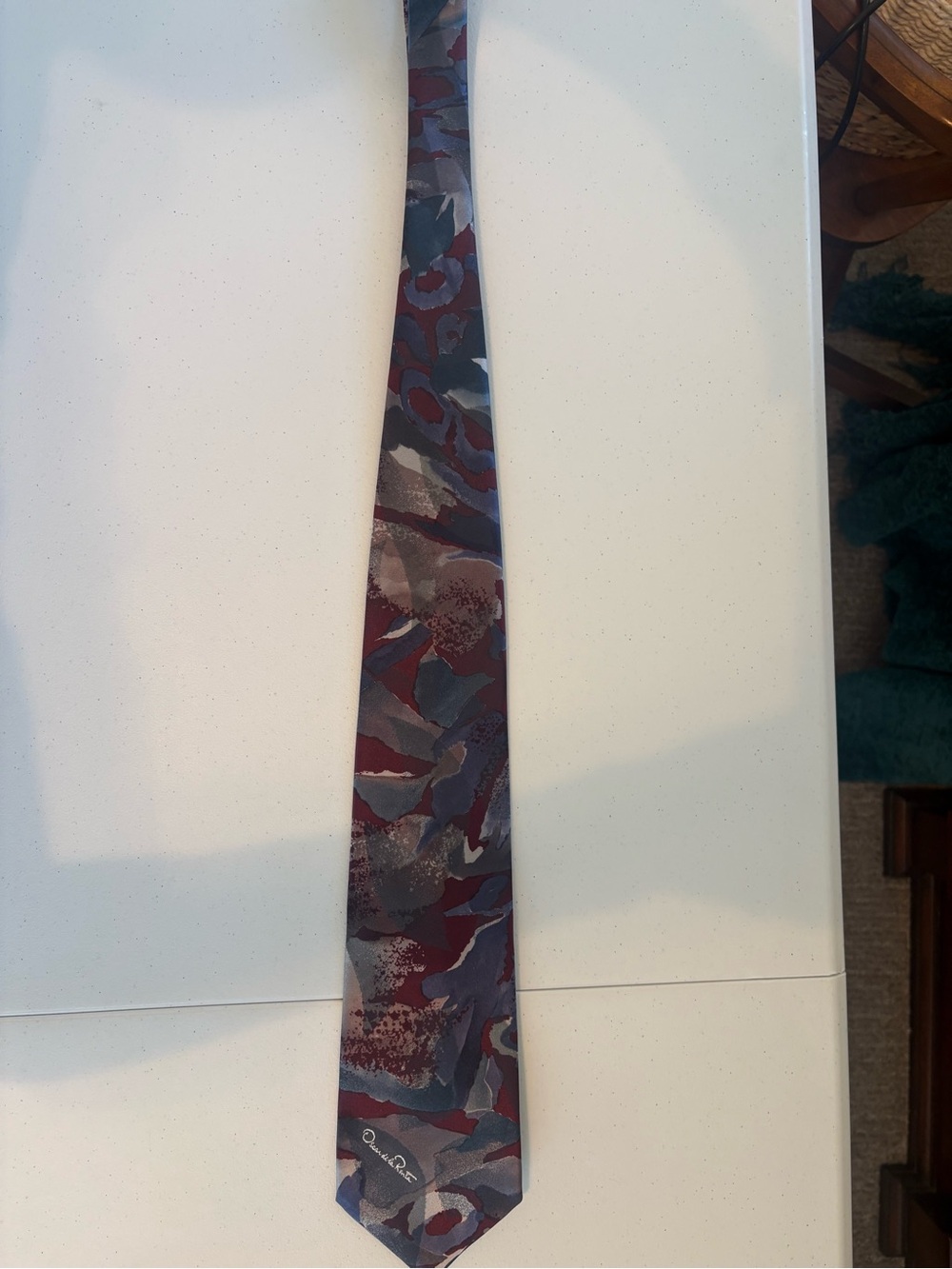 Oscar de la Renta Burgundy and Blue Camouflage Floral Tie